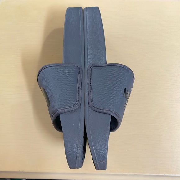Men’s The North Face Sandal Slides Size 8 - Picture 4 of 8
